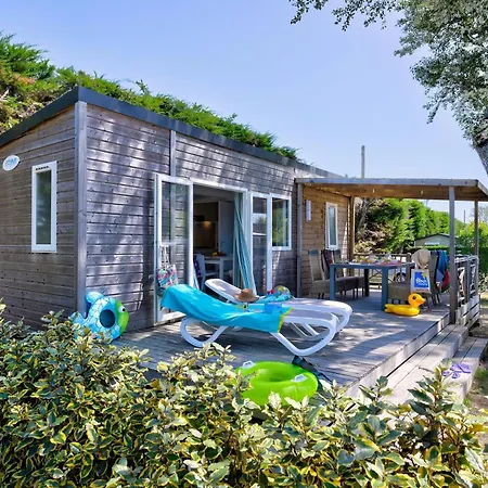 Campsite Domaine Residentiel De Plein Air Le Bois D'amour *