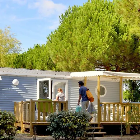 Domaine Residentiel De Plein Air Le Bois D'amour Campsite *