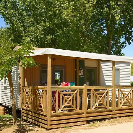 Domaine Residentiel De Plein Air Le Bois D'amour *