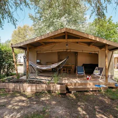 Campsite Domaine Residentiel De Plein Air Le Bois D'amour *
