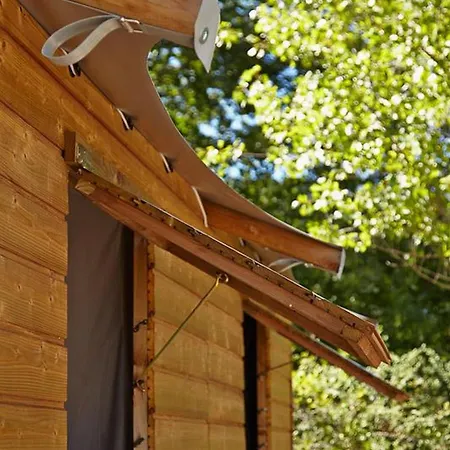 Domaine Residentiel De Plein Air Le Bois D'amour Campsite